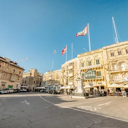 Penthouse W Lift & 10min Boat To Valletta *