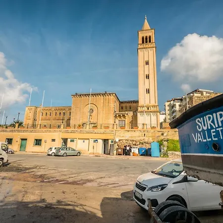 شقة Penthouse W Lift & 10min Boat To Valletta سنجليا