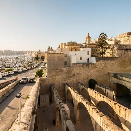 Penthouse W Lift & 10min Boat To Valletta *
